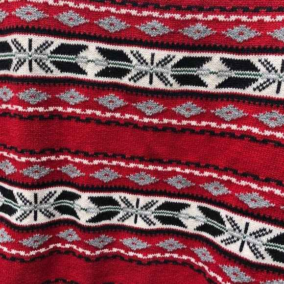 Weatherproof Vintage Christmas Sweater - Picture 7 of 8